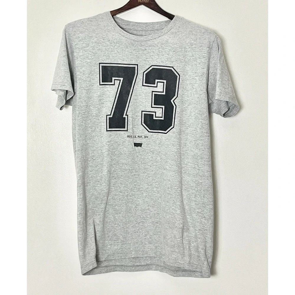 Levi's T-Shirt Men's Medium Gray Graphic 73 Collegiate Americana‎ Heritage